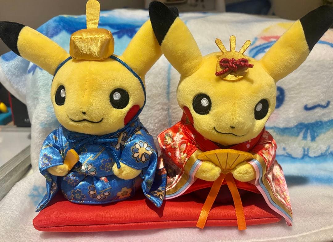 ポケモンセンター マンスリー ペアピカチュウ 3月