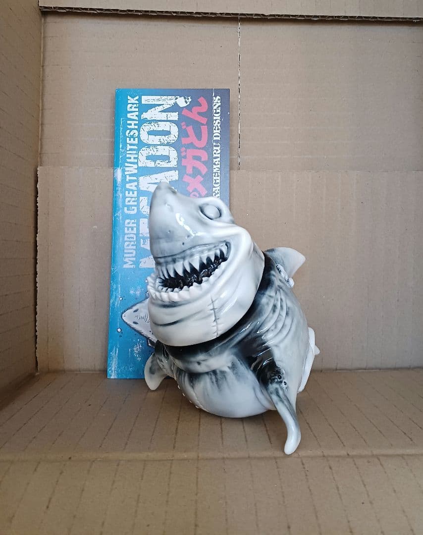 ケ*ソ様 カゲマルデザイン KAGEMARU DESIGNS メガどん ソフビ