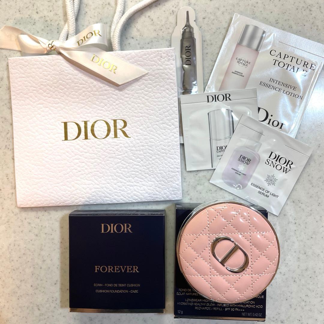 ディオールスキンフォーエヴァーイドラグロウクッション　1N