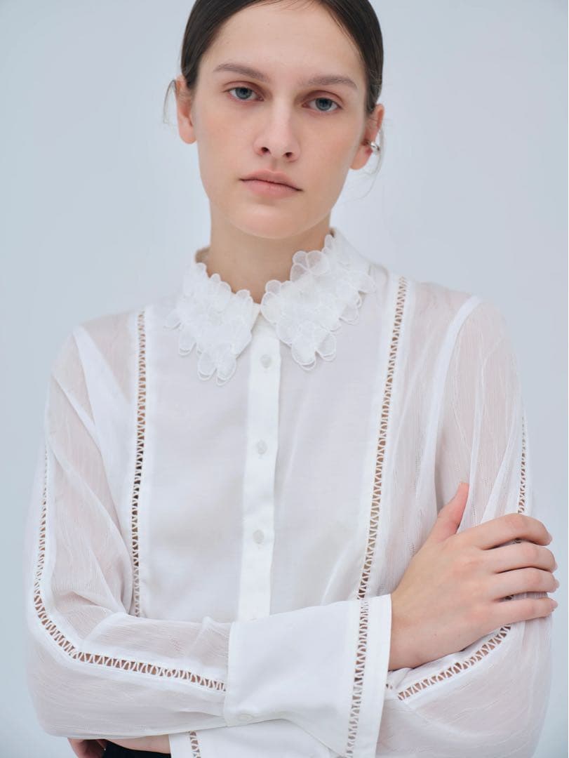 トップス laubeblanc Orchid Embroidered Collar