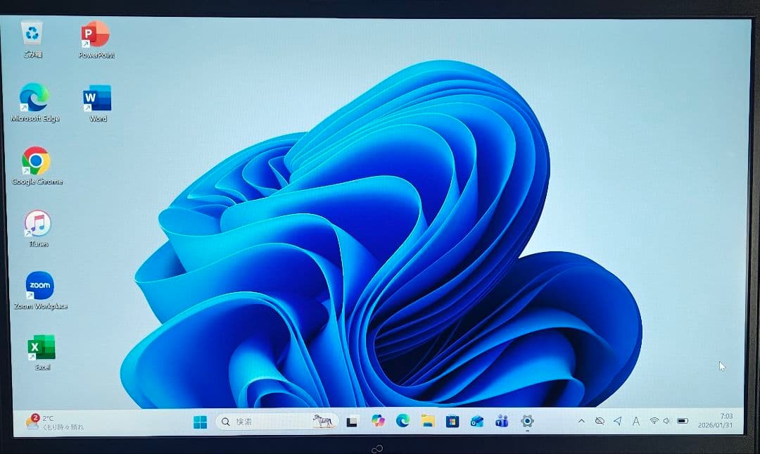 F-95/薄型・軽量777g/10世代i5-10310U/SSD256/8GB - メルカリ