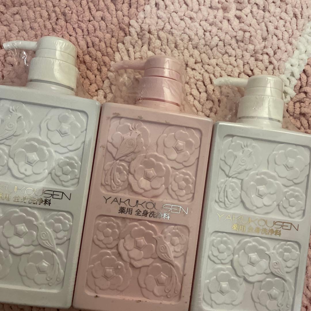 薬酵泉　薬用洗浄料R 薬用　全身洗浄料　エムフーズ　3本　ホワイト　ピンク