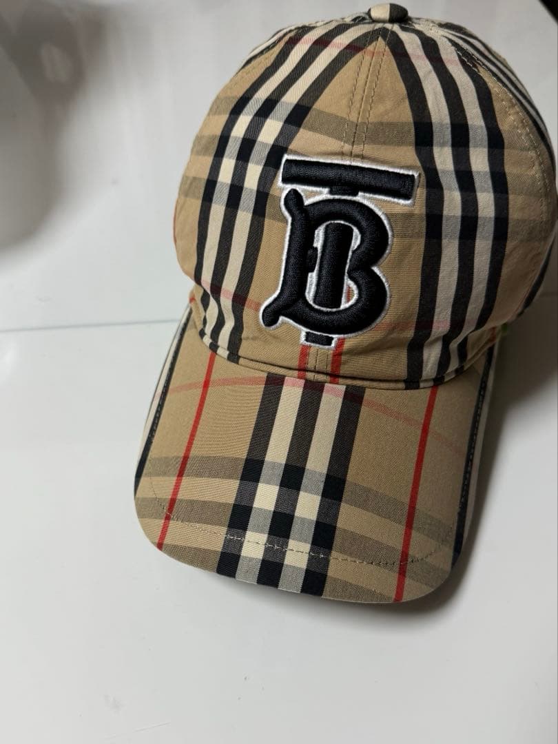 ぴょん様　Burberry チェック柄 キャップ