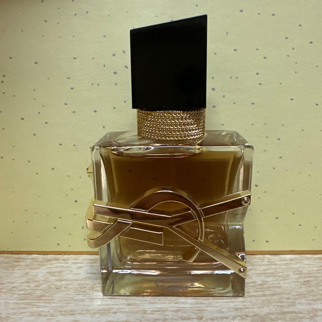 イブサンローラン香水オーデパルファム30ml