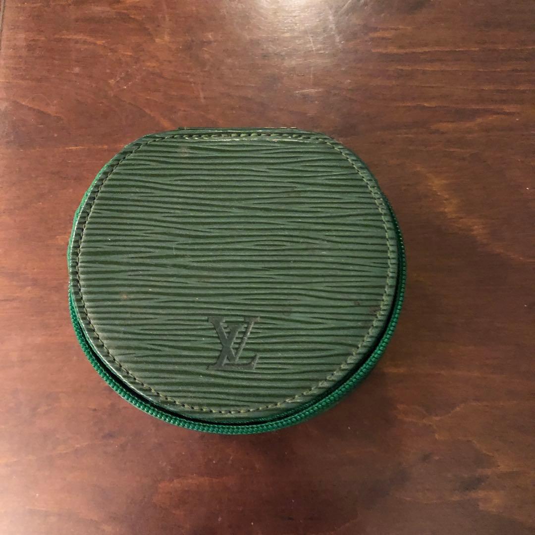 ルイヴィトン　アクセサリーボックス