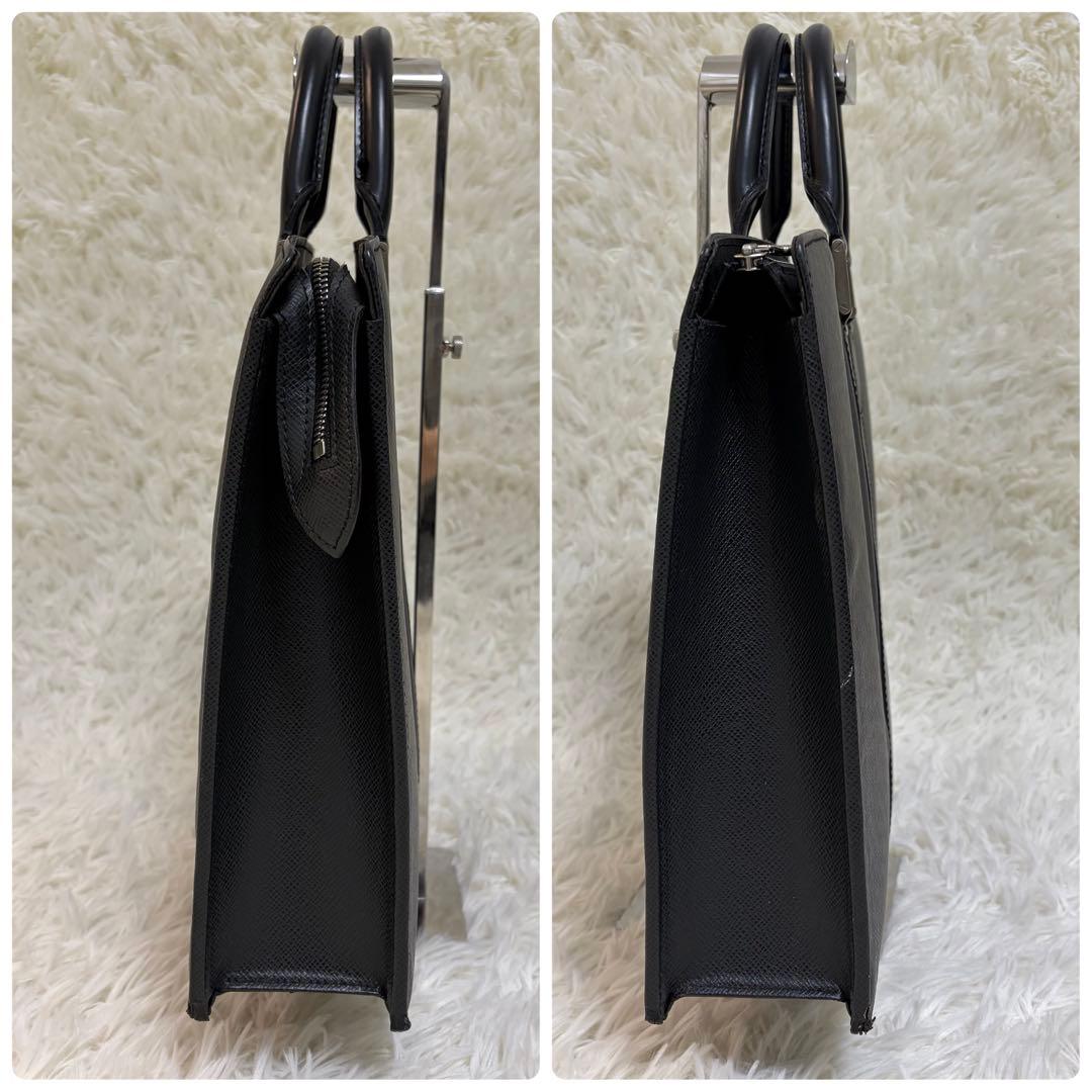 ルイヴィトン タイガ ポルトドキュマン ロザン アルドワーズ ビジネス