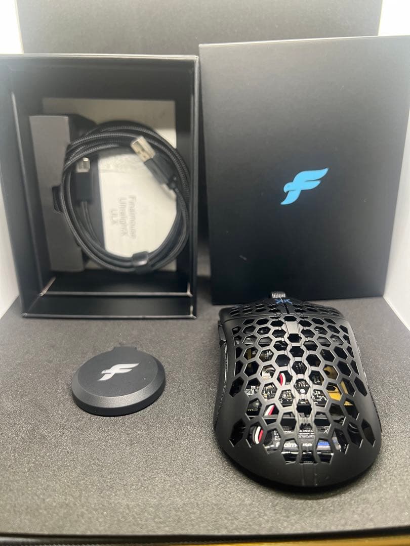 Finalmouse UltralightX Phantom（M）