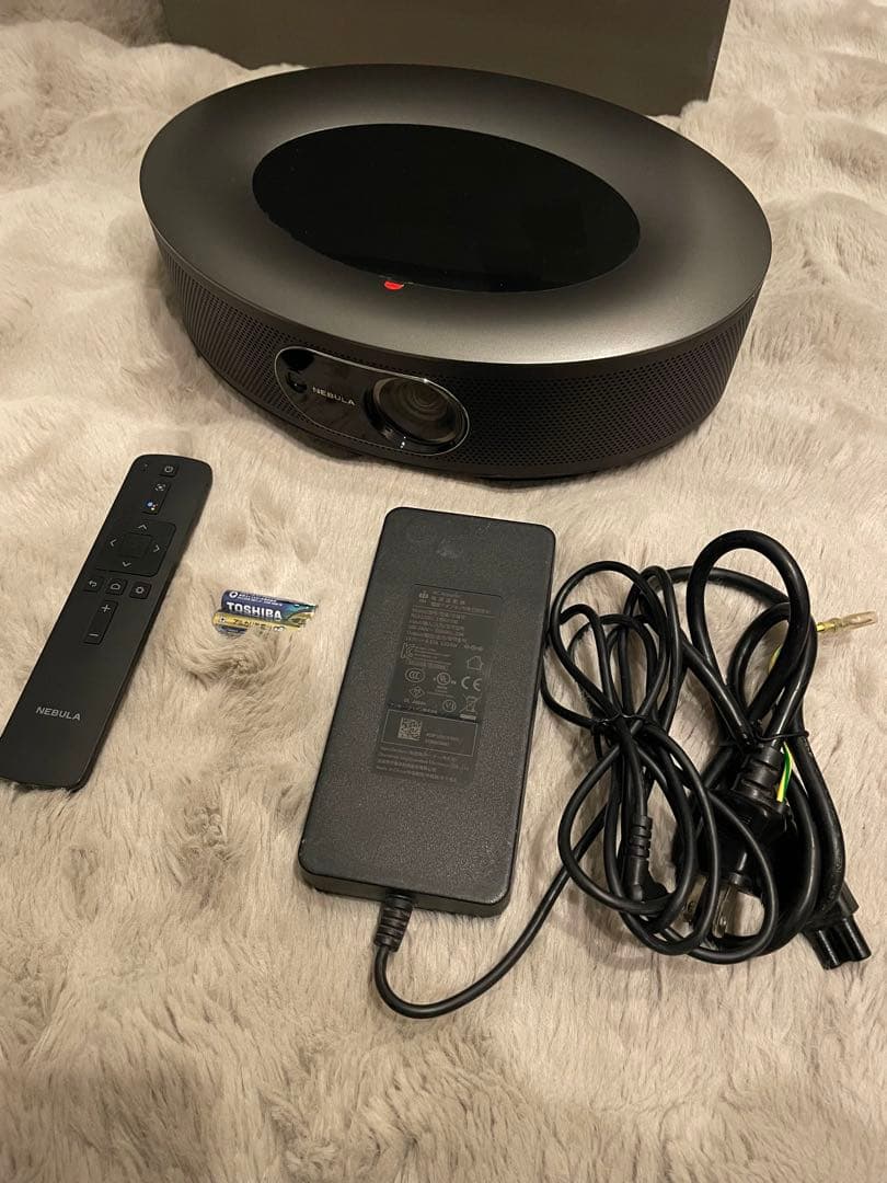 プロジェクター Anker Nebula Cosmos