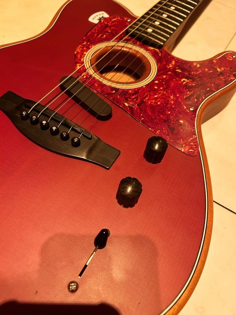 希少カラー Fender 常田大希 アコスタソニック レッド - メルカリ