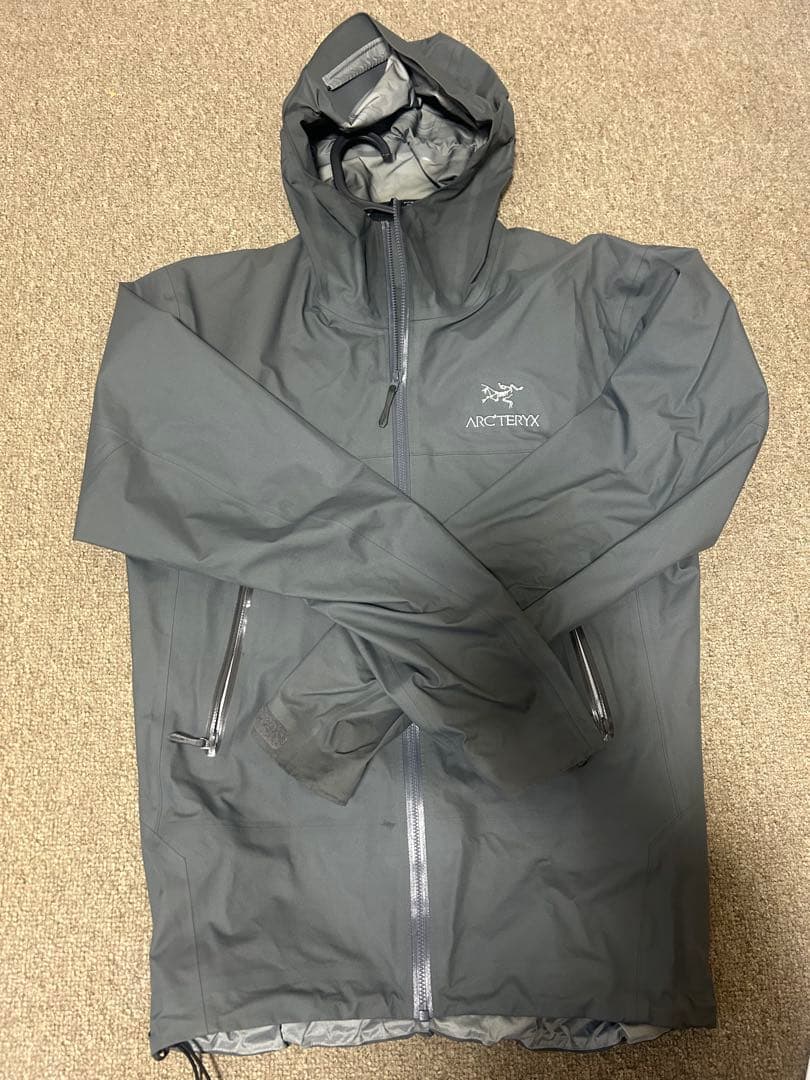 ハギ　ARC'TERYX マウンテンパーカー XS グレー　BETA LT