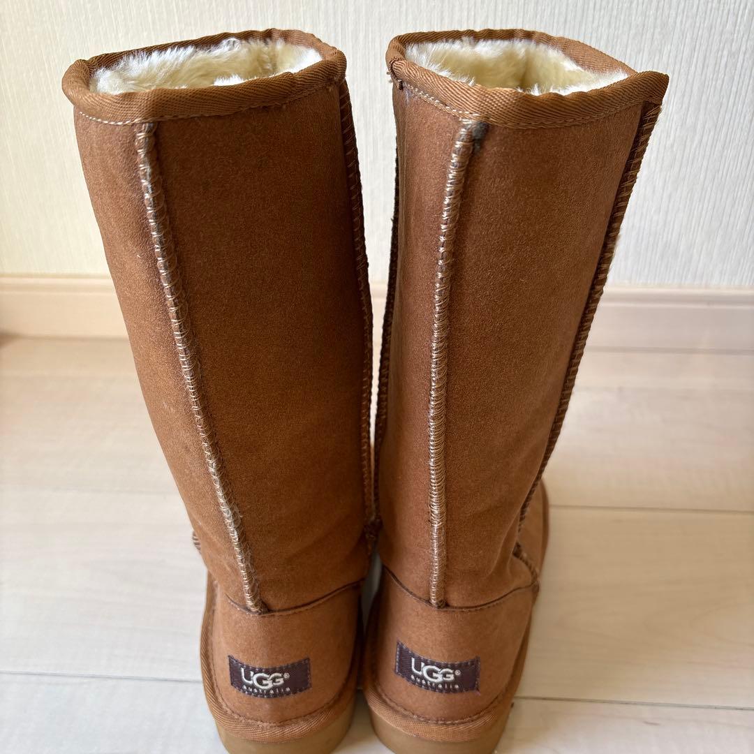 UGG ムートンブーツ ブラウン　中底ピンクバージョン