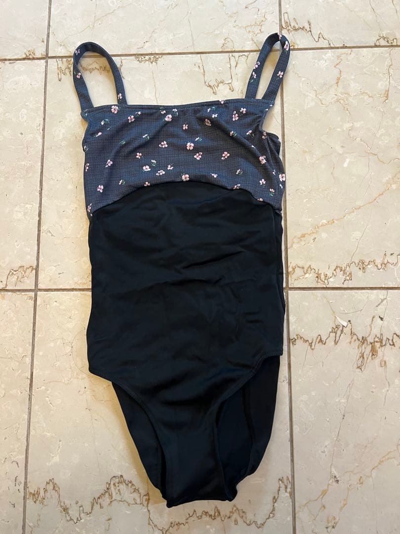 stinaレオタードPサイズ