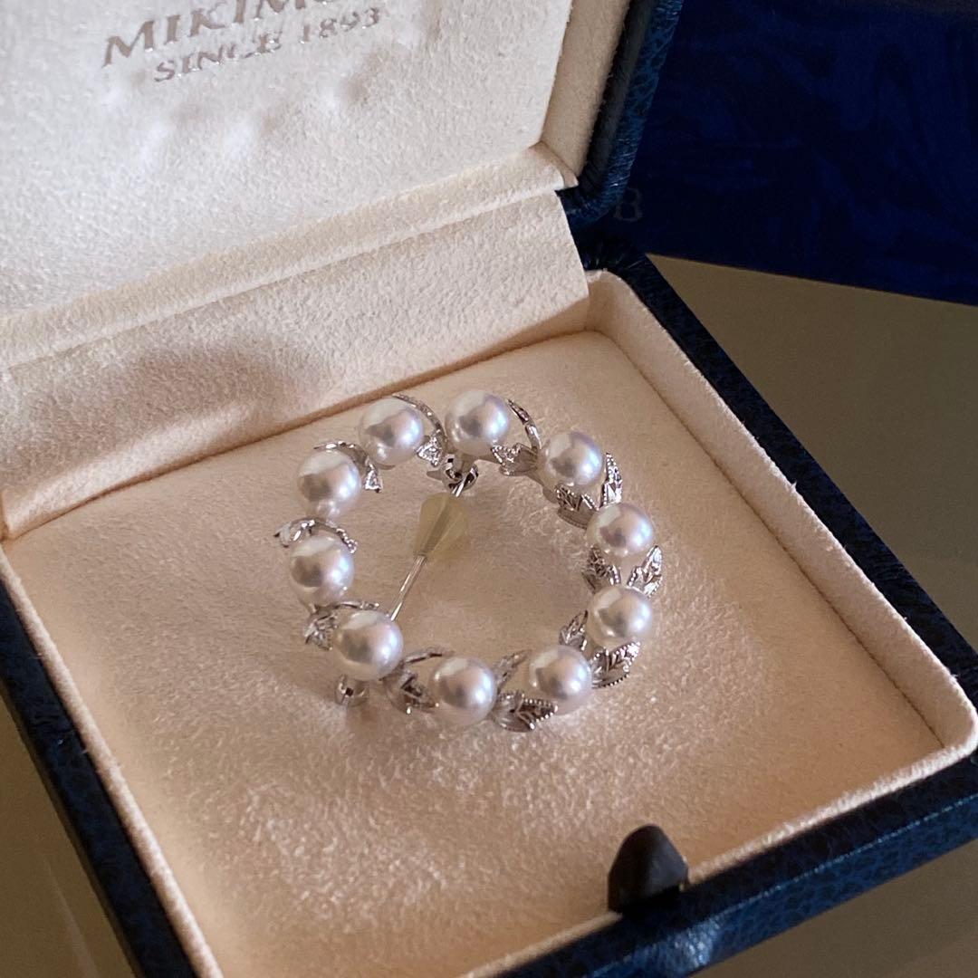 ミキモト　ブローチ　葉彫り　入学式　卒業式　結婚式