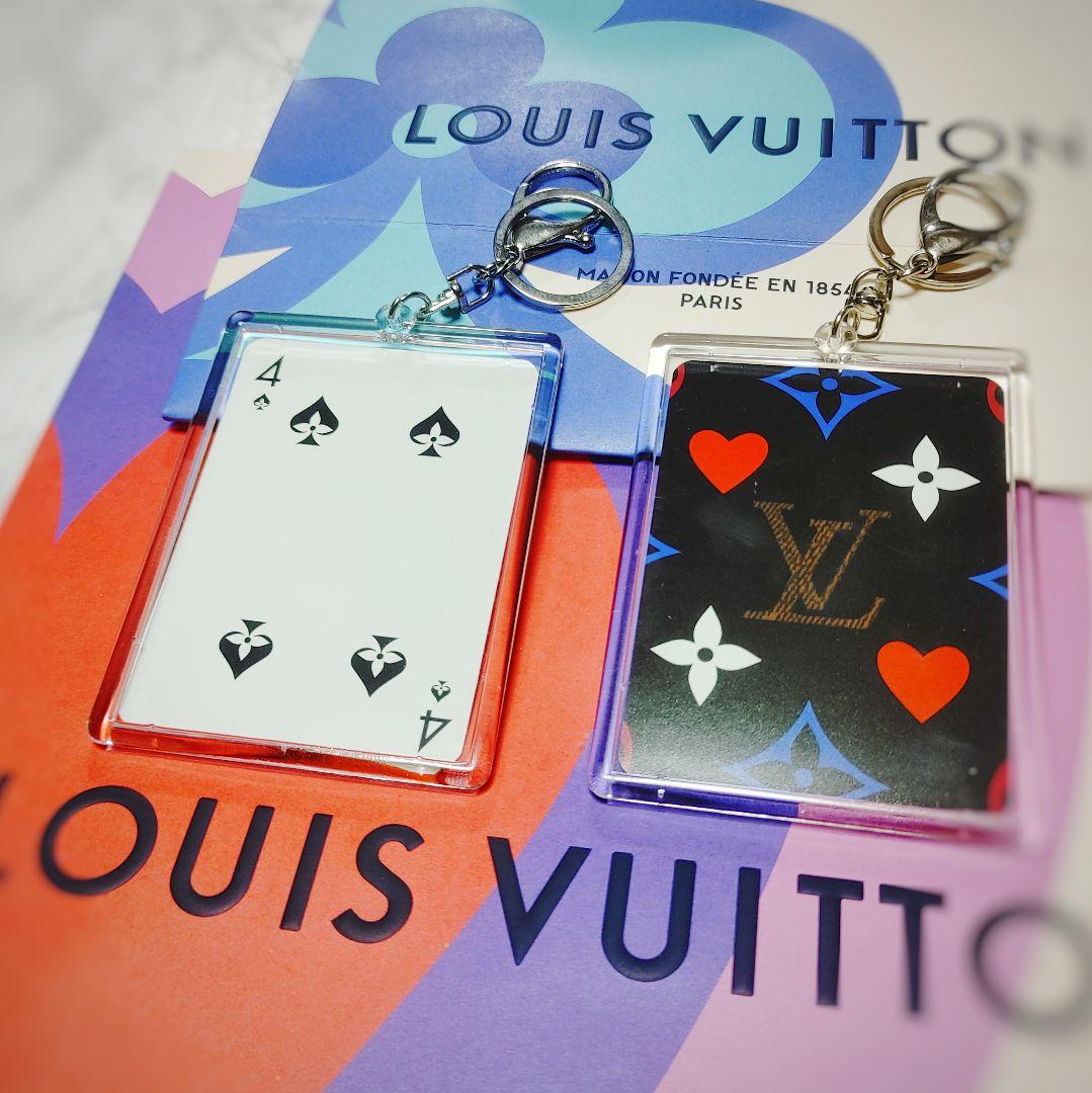 LOUIS VUITTON ルイヴィトン トランプ キーホルダー スペード4 - メルカリ