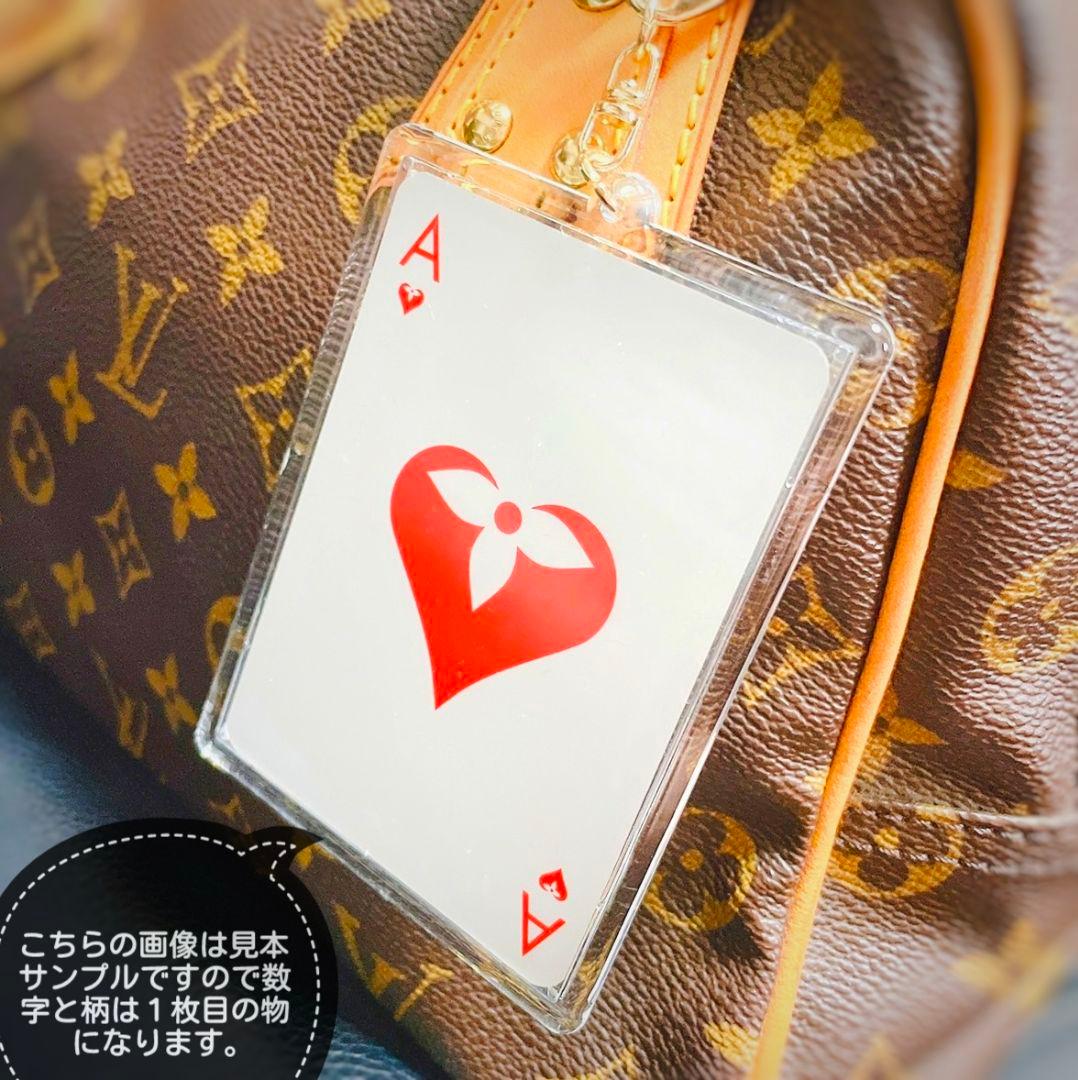 LOUIS VUITTON ルイヴィトン トランプ キーホルダー スペード4 - メルカリ