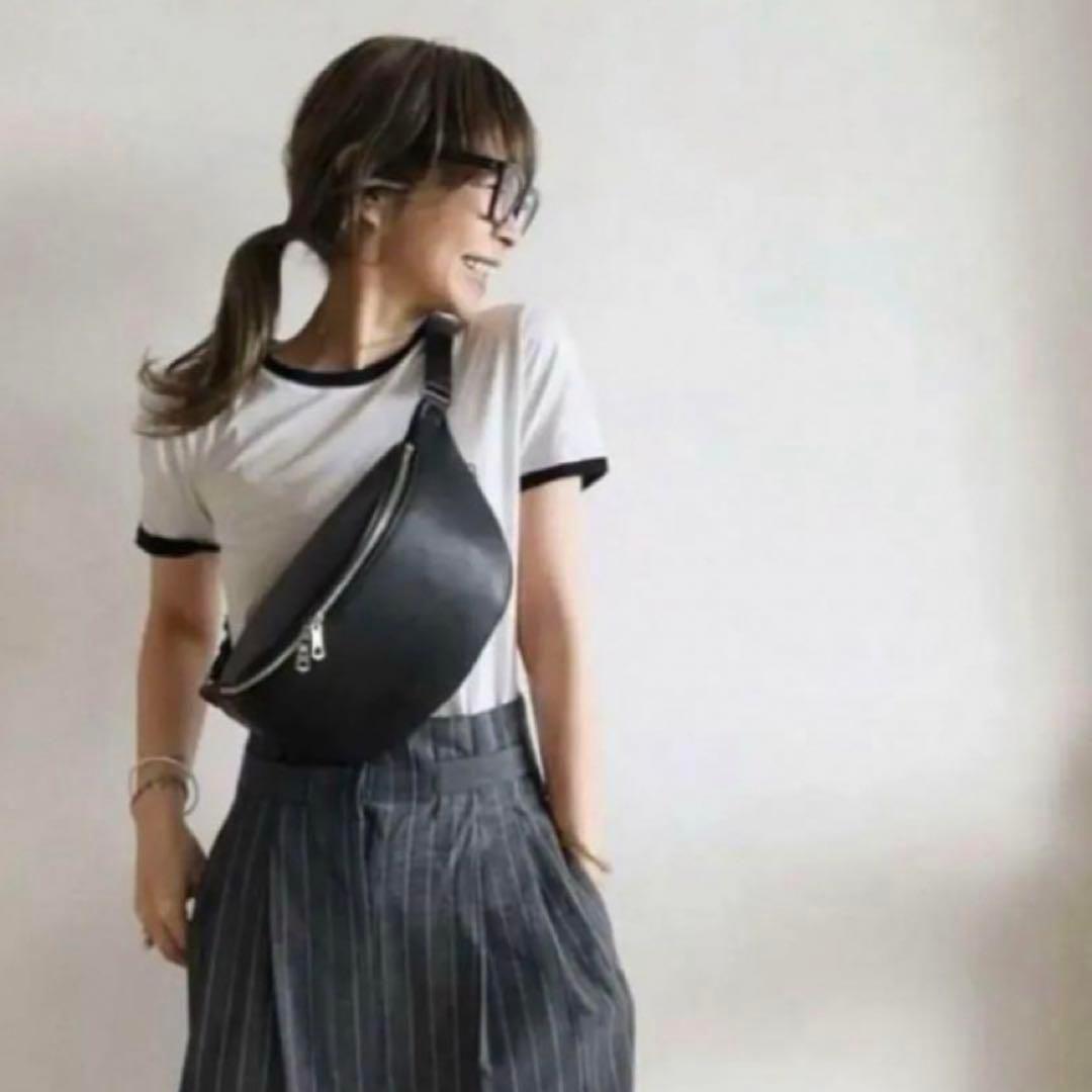 ☆くれけり☆様BEAUTY&YOUTH 別注 レザーボディーバッグ