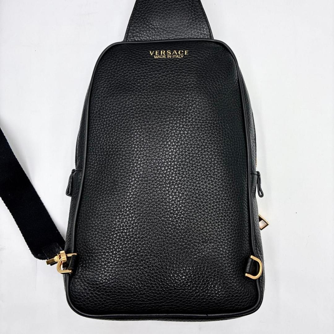 超希少 美品 VERSACE ボディバッグ レザー メデューサ ロゴ ブラック