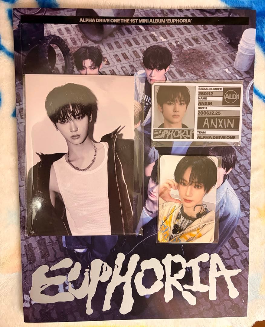 ALD1 アンシン トレカ ショケ 特典 FREAK ALARM アルバム付 - メルカリ