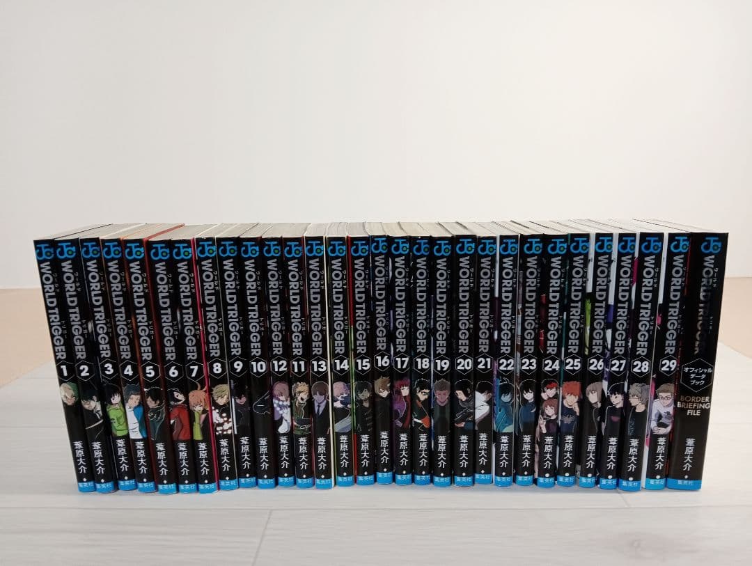 ワールドトリガー 　全巻　既刊全巻　データブック付き