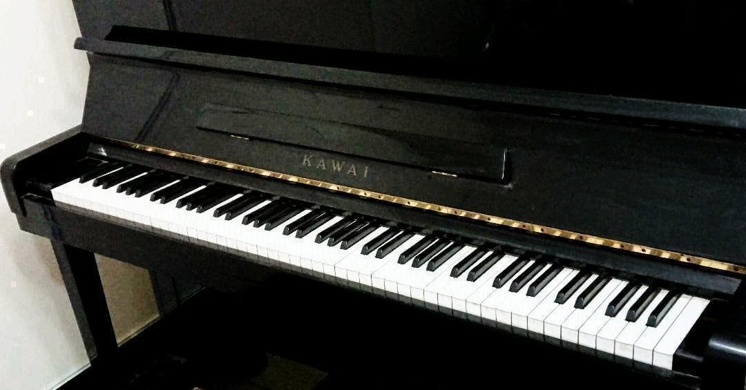 アップライトピアノ カワイ 3本ペダル