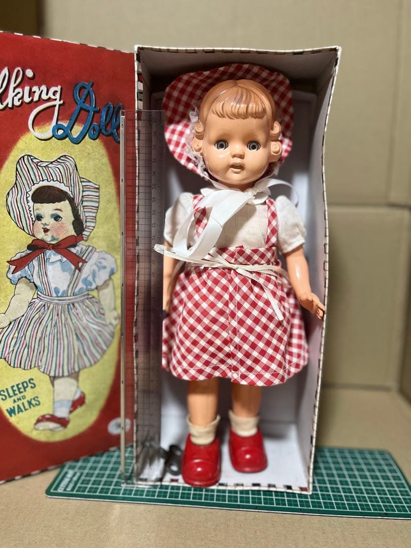 歩行人形★ブリキ★ゼンマイ★箱付