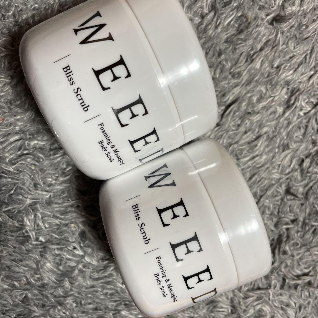 weed 二つセットです！新品、未使用です。購入される際はコメントお願いします