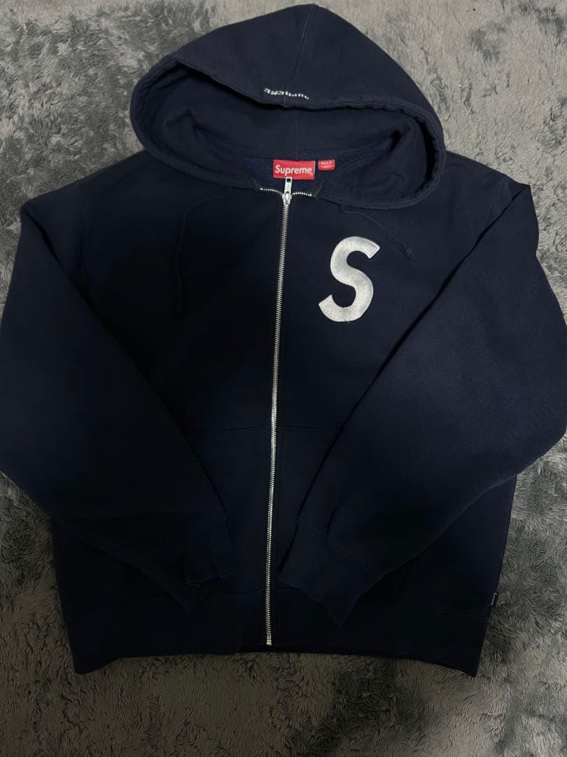 Supreme ネイビー パーカー Sロゴ