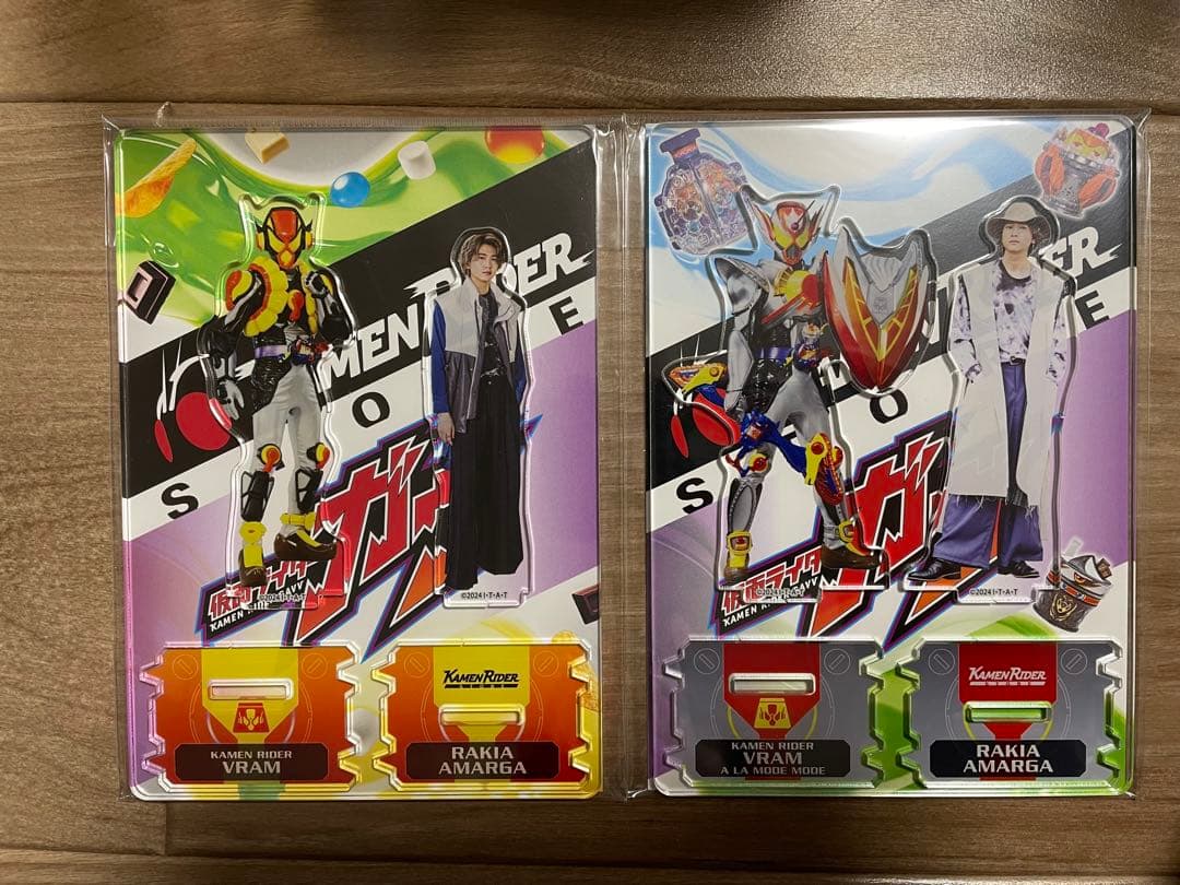 仮面ライダーガヴ アクリルスタンド ラキア/ヴラム - メルカリ