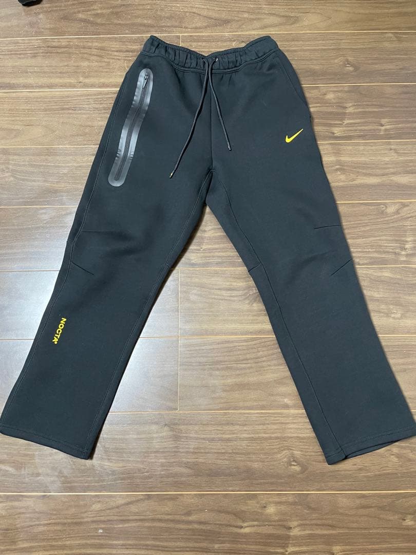 NIKE nocta tech fleece Mサイズ　下のみ