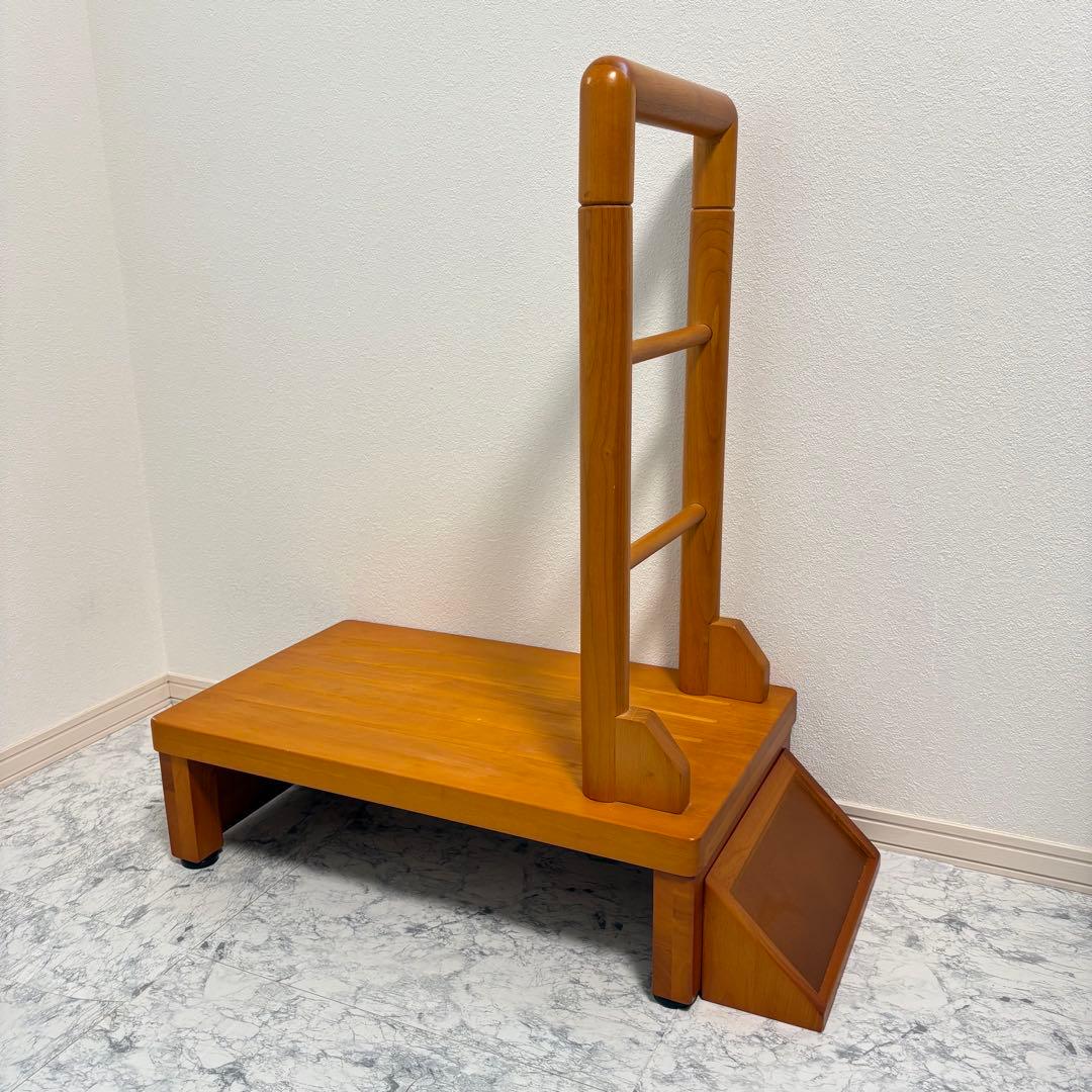 清潔✨手すり付玄関台 幅60cm TAN-889-60 介護用品　片手タイプ