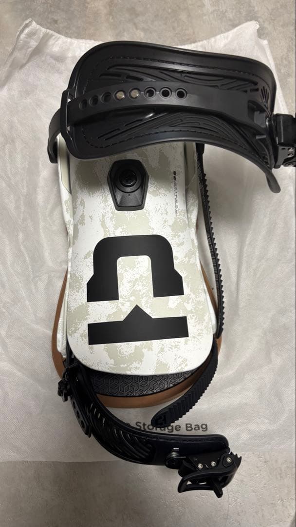 【新品・未使用】UNION ビンディング STRATA ユニオン ストラータ　M