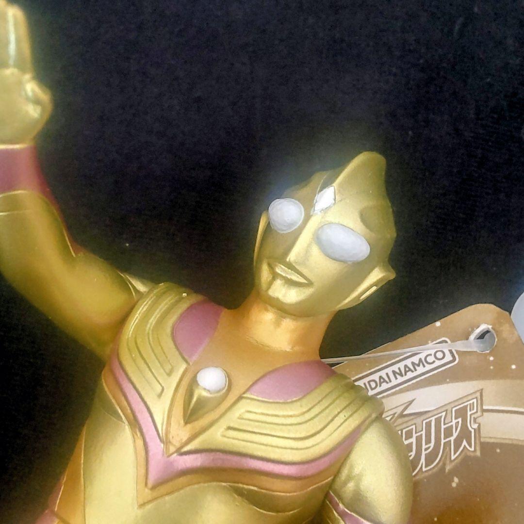 ウルトラヒーローシリーズ EX グリッターティガ輝けるものたちへver