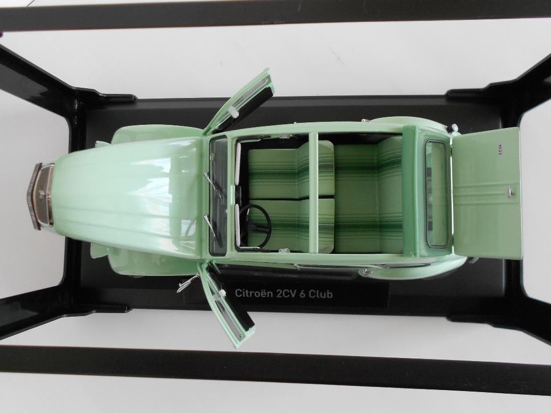 美品 1/18 ノレブ シトロエン 2CV ミントグリーン | Shop at Mercari