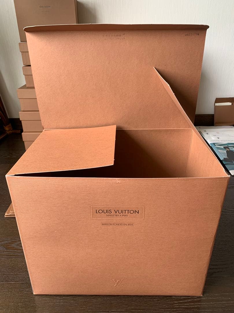 LOUIS VUITTON 空箱 ルイヴィトン 紙袋 ギフトボックス 非売品 - メルカリ