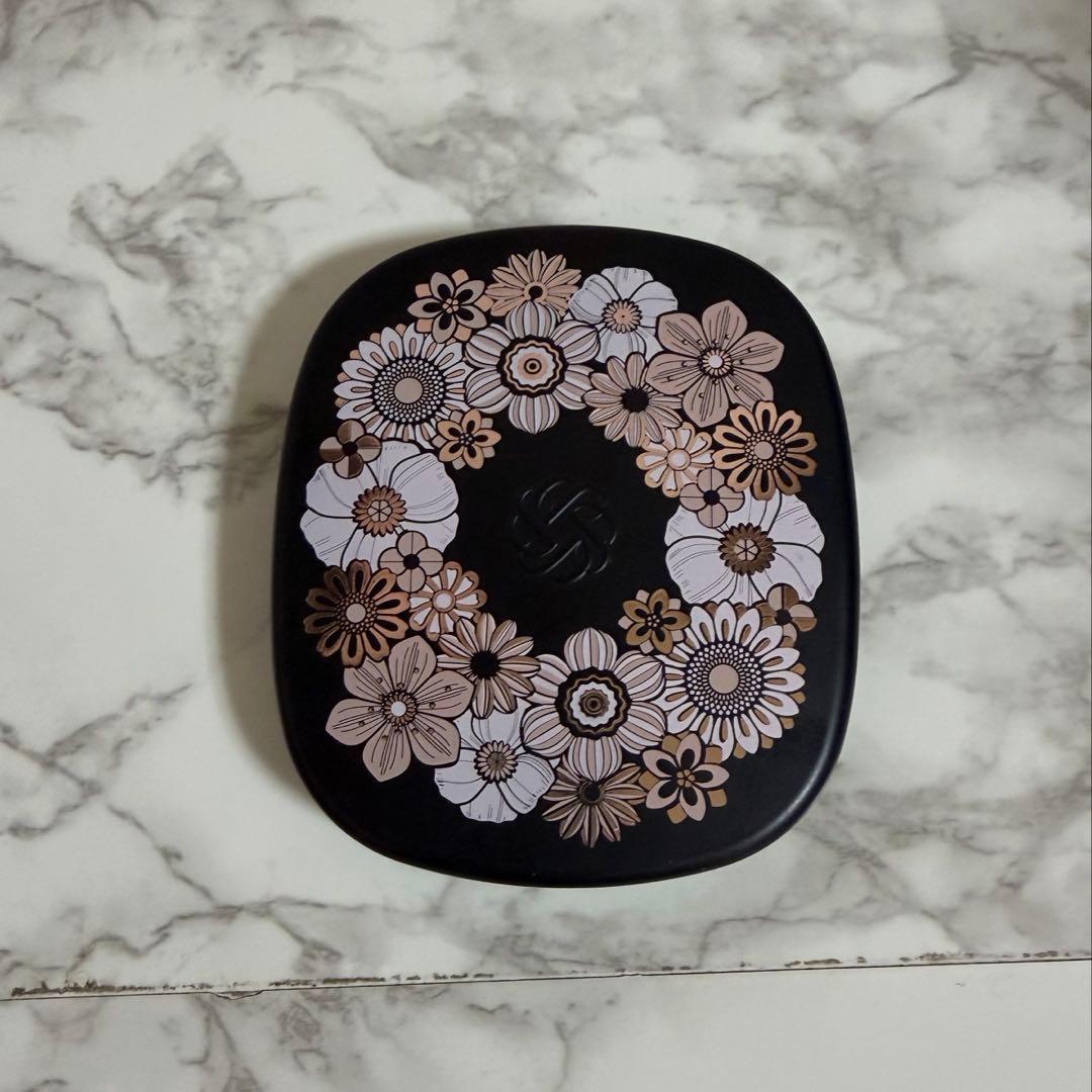 コスメデコルテ クリスマスコフレ2025 アイシャドウ