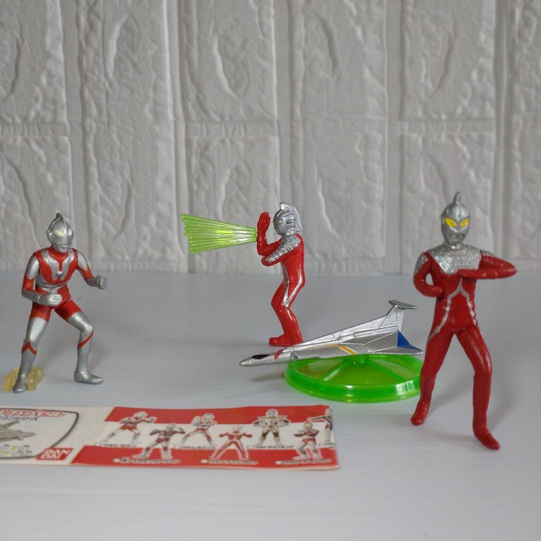 ワンダーカプセルウルトラマンシリーズ 2種 ウルトラセブン＆ウルトラ