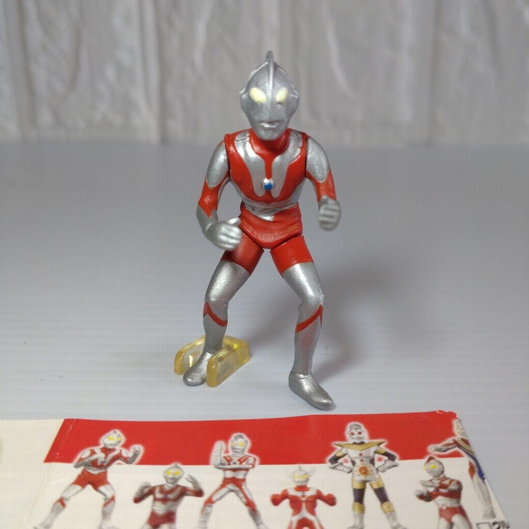 ワンダーカプセルウルトラマンシリーズ 2種 ウルトラセブン＆ウルトラ