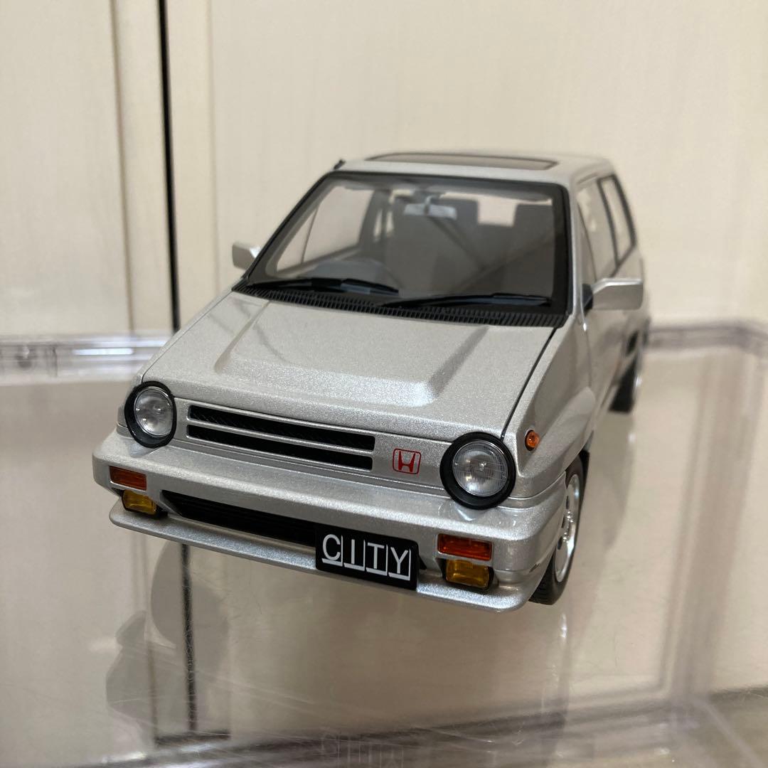 オートアート1/18ホンダ シティターボⅡ ブルドック シルバー