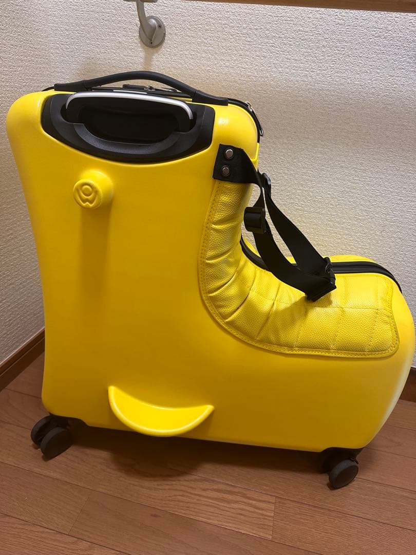 乗れるスーツケース　イエロー　クッション付き スーツケース 子供 機内持ち込み 子どもが乗れる 用 乗れる 座れる USB