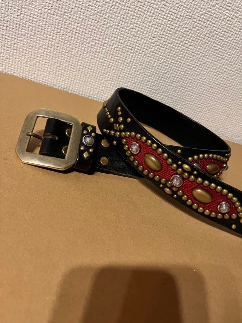 モダンパイレーツ　ウルフズヘッド　HTC W32 スタッズベルト