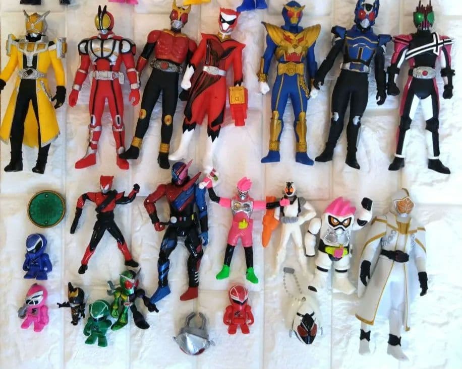 特撮 ソフビ フィギュア まとめ売り 仮面ライダー ウルトラマン 戦隊