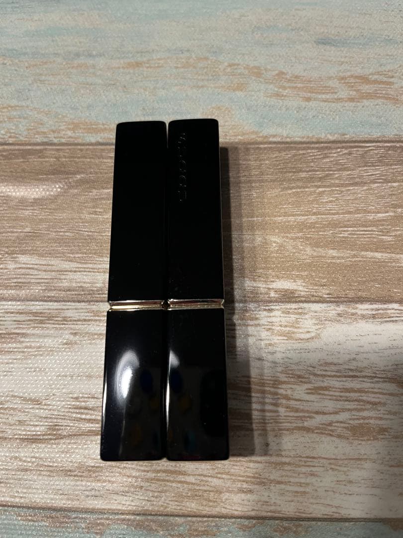 SUQQU ベルベットフィットリップスティック　02 03