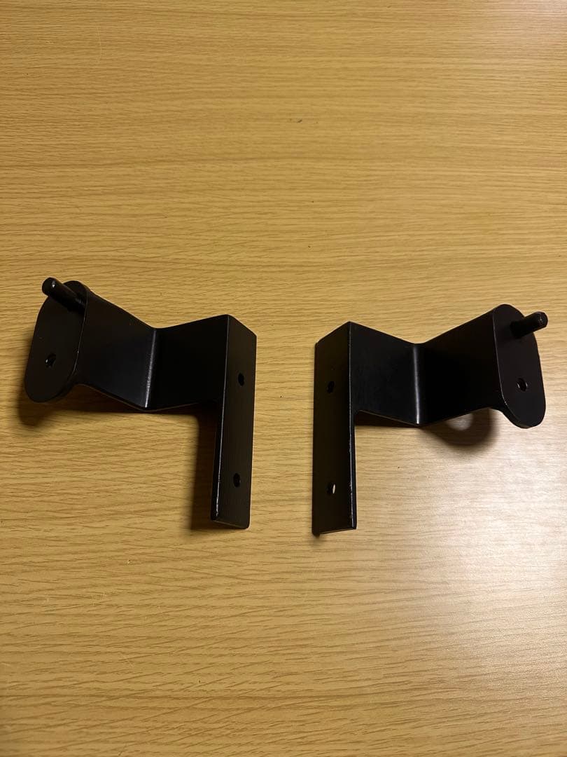 ハイエース リアテーブル取り付け金具