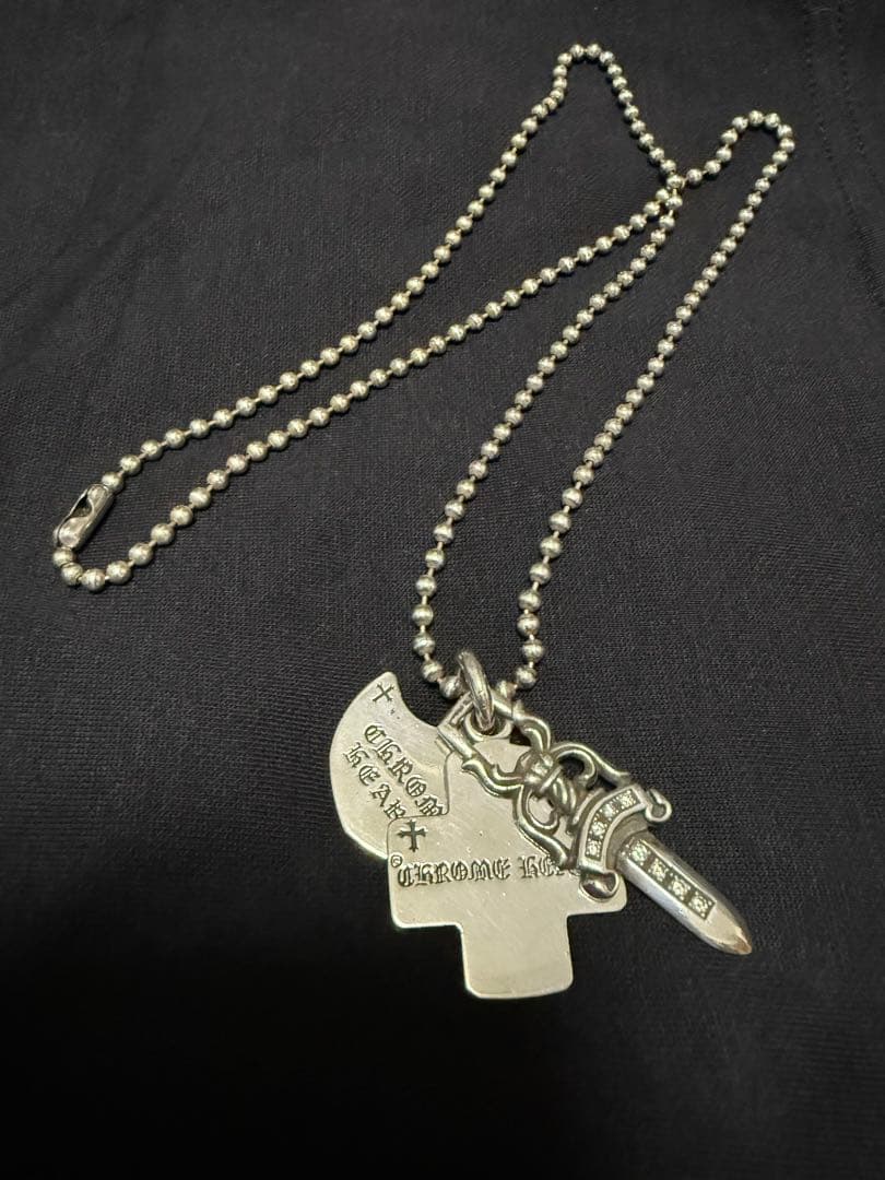 クロムハーツ　ダイヤ付きスリートリンケッツ