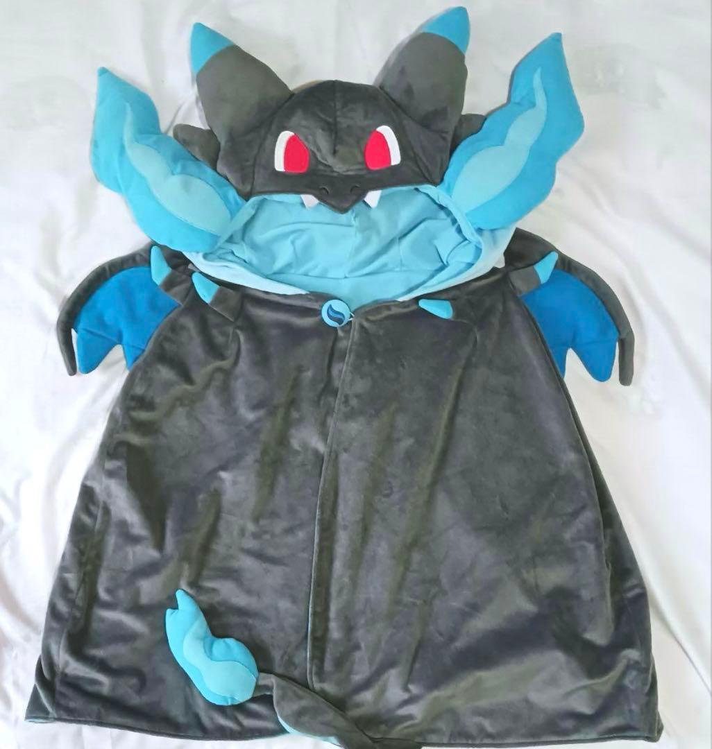ポケモン フード付きポンチョ メガリザードンX - メルカリ