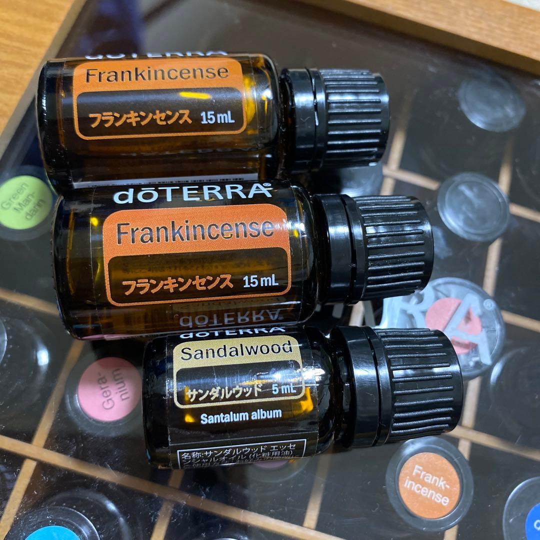 ドテラ　フランキンセンス2個　サンダルウッド　セット　まとめ売りセール中