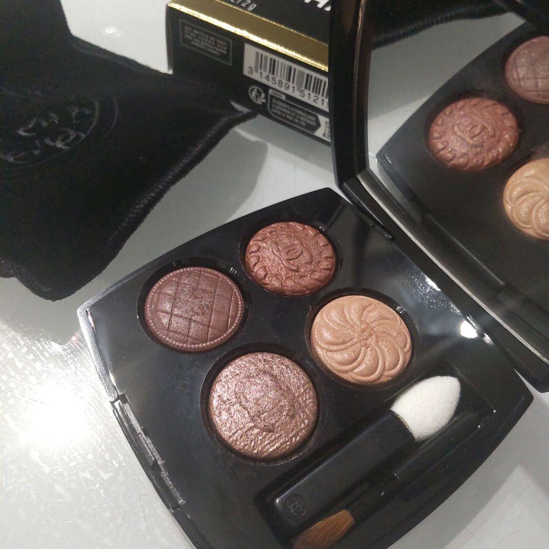 シャネル　アイシャドウ219