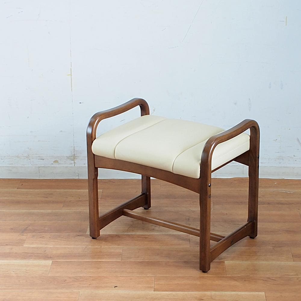 冨士ファニチア/Fuji furniture 楽RAKU オットマン モダン 冨士ファニチア | FUJI FURNITURE | MUKU工房