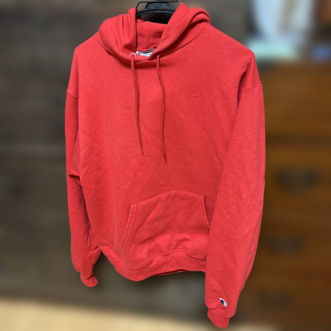 Champion レッド フード付きパーカー M - メルカリ