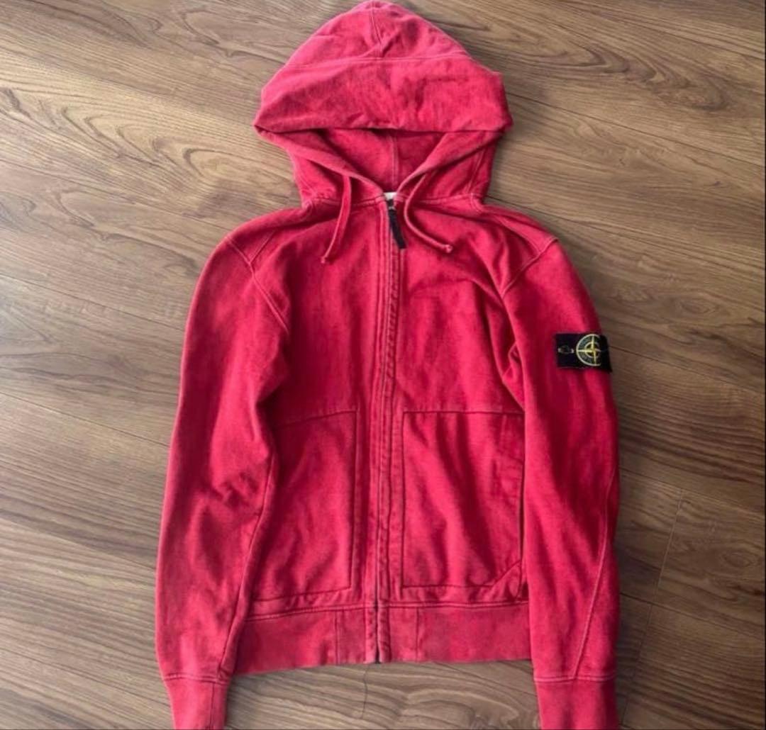 激レア　stone  ジップアップパーカー 早い者勝ち